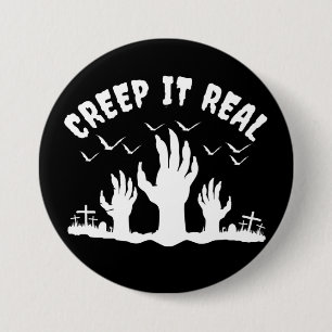 BADGE ROND 7,6 CM DÉGUISEMENT DE CIMETIÈRE D'HALLOWEEN CRÉÉPIT RÉEL