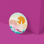 Badge Rond 7,6 Cm Dernière voile avant le Voile Voilier et coucher d<br><div class="desc">Aidez-le à en faire une fête de bachelorette à se souvenir avec des fournitures de fête personnalisées. Ces épingles ou boutons sont prêts à être personnalisés avec le nom de la mariée et présentent le slogan mignon DERNIER SAIL BEFORE THE VEIL en lettres roses avec une illustration d'un voilier sur...</div>