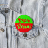 Badge Rond 7,6 Cm Deux tons - Vert et Rouge (En situation)