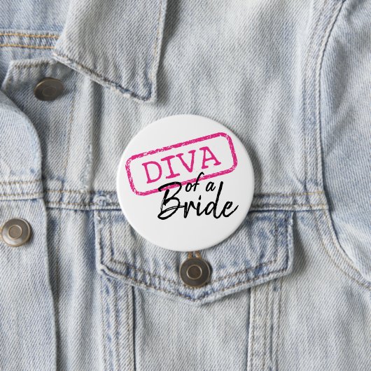 Badge Rond 7,6 Cm "DIVA" d'un bouton de mariée (En situation)