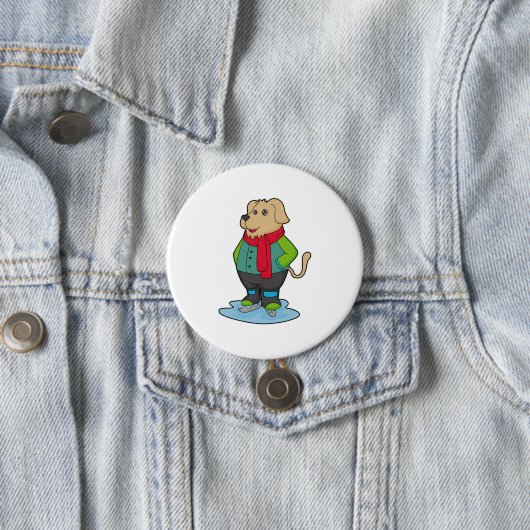 Badge Rond 7,6 Cm Dog at Ice skating with Ice skates (En situation)