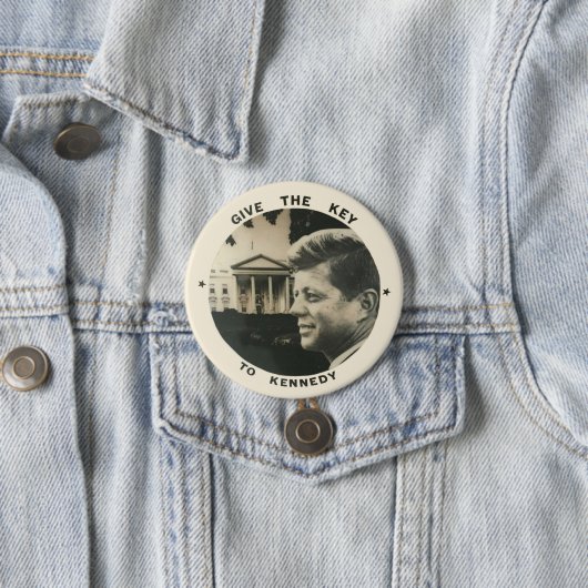 Badge Rond 7,6 Cm Donnez la clé à Kennedy (En situation)