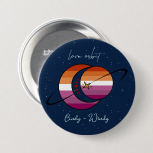 Badge Rond 7,6 Cm Drapeau lesbien Love Orbit Univers Soleil & Lune C