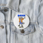 Badge Rond 7,6 Cm Duc Button (En situation)