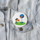 Badge Rond 7,6 Cm Enfant Jouer au basket-ball avec Hoop Fun Sports (En situation)