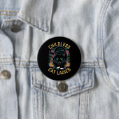 Badge Rond 7,6 Cm Feminist Cat Ladies 2024 (En situation)