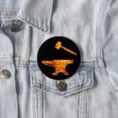 Badge Rond 7,6 Cm Flamme Anvil et marteau forgeron Métalworking (En situation)