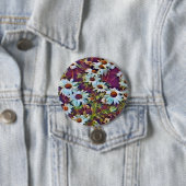 BADGE ROND 7,6 CM FLEURS DU JOUR (En situation)