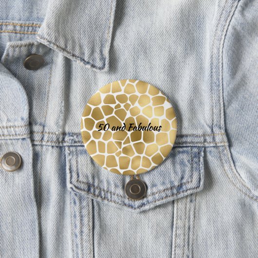 Badge Rond 7,6 Cm Gold 50 et fabuleuse Giraffe Imprimer Abstrait (En situation)