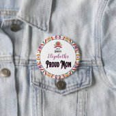Badge Rond 7,6 Cm Graduation Fier Maman Parent Monogramme Grad (En situation)