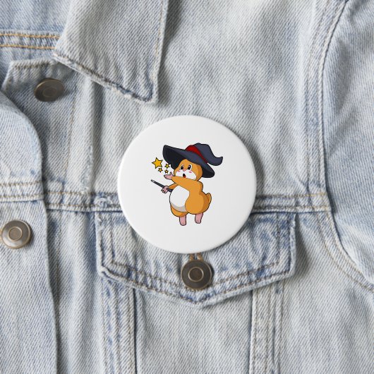 Badge Rond 7,6 Cm Hamster as Wizard with Magic mur (En situation)