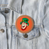 Badge Rond 7,6 Cm Irish Leprechaun (En situation)