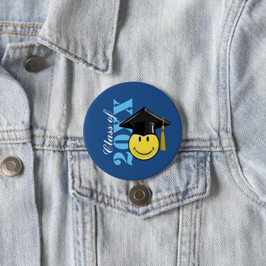 Badge Rond 7,6 Cm Jaune classique avec un casquette d'obtention du (En situation)