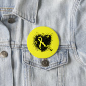 Badge Rond 7,6 Cm Jaune Sensibilisation Ruban Grunge Coeur (En situation)