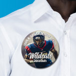 Badge Rond 7,6 Cm Joueur de football du lycée personnalisé photo gra<br><div class="desc">Ce cool customise le bouton d'esprit photo du joueur de football de lycée dans grande taille comprend la typographie blanche de votre équipe et le nom du joueur. Personnalisez avec le type de mascotte à travers la photo de l'athlète.</div>