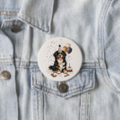 Badge Rond 7,6 Cm Joyeux anniversaire Bernese Mountain Dog (En situation)