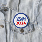 Badge Rond 7,6 Cm Kamala Harris 2024 (En situation)
