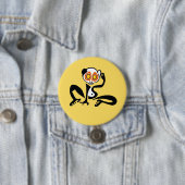 Badge Rond 7,6 Cm Kawaii - Lente LORIS-Faune - Nature- Jaune (En situation)