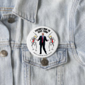 Badge Rond 7,6 Cm La Danse Covid Trump (En situation)