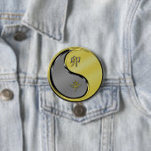 Badge Rond 7,6 Cm Lapin de Métal (En situation)