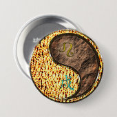 Badge Rond 7,6 Cm Léo & Chien de Terre (Devant & derrière)