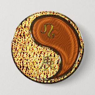 Badge Rond 7,6 Cm Lion & Dragon de Bois