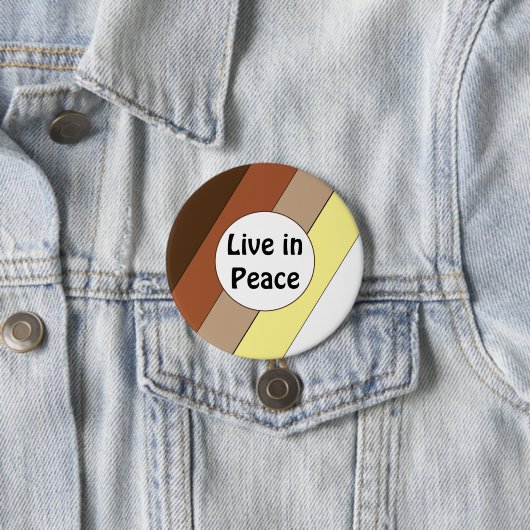 Badge Rond 7,6 Cm Live in Peace- Racial Harmony Button (En situation)