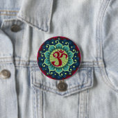 Badge Rond 7,6 Cm Lotus Aum - OM (En situation)