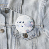 Badge Rond 7,6 Cm Maman doit être Baby shower (En situation)