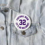 Badge Rond 7,6 Cm Mère de football blanc et violet Numéro Jersey<br><div class="desc">Saluez votre équipe sportive préférée, votre footballeur ou montrez votre fierté scolaire avec un bouton d'esprit personnalisé! Ajoutez votre nom d'école ou personnalisez-le avec le nom d'un joueur et son numéro de maillot. Parfait pour le football, le basket, le baseball et les jeux de football ! Créez des broches personnalisées...</div>