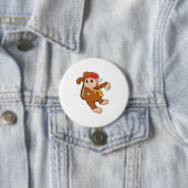 Badge Rond 7,6 Cm Monkey at baseball with baseball glove (En situation)