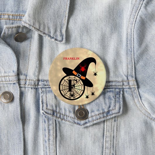 Badge Rond 7,6 Cm Monogramme F Halloween Sky Witch Nom des araignées (En situation)