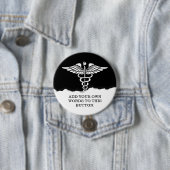 Badge Rond 7,6 Cm Noir solide des textes faits sur commande Médicale (En situation)