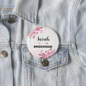 Badge Rond 7,6 Cm Nom Personnalisé Bridesmaid Pink Elegant Flower (En situation)