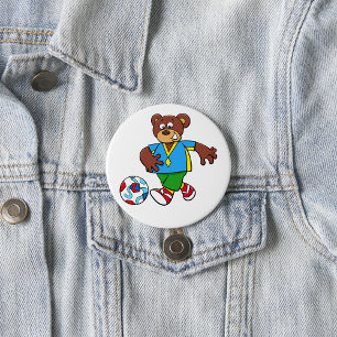 Badge Rond 7,6 Cm Ours de football jouant au football en tenue de sp