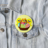 Badge Rond 7,6 Cm Panier de Pâques pour les poules - (En situation)
