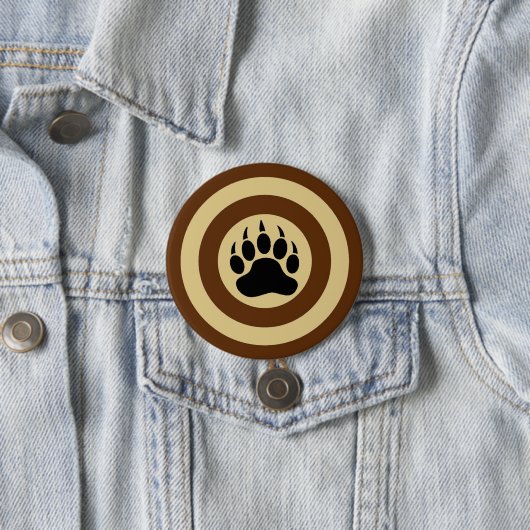 Badge Rond 7,6 Cm Paw d'ours classique en Super Hero Shield (En situation)