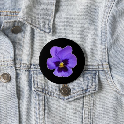 Badge Rond 7,6 Cm Pensée pourpre (En situation)