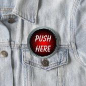 Badge Rond 7,6 Cm Poussez ici le Pin (En situation)