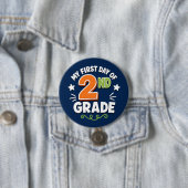 Badge Rond 7,6 Cm Premier jour de 2e année (En situation)