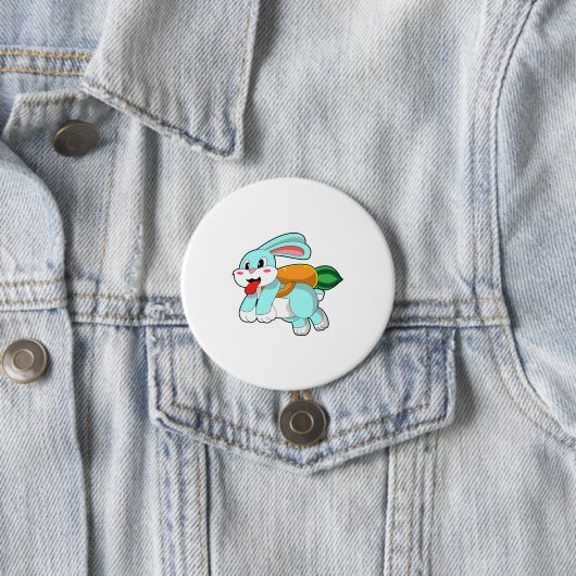 Badge Rond 7,6 Cm Rabbit avec carotte comme fusée (En situation)
