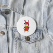 Badge Rond 7,6 Cm Rabbit comme pompier avec casque (En situation)