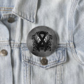 Badge Rond 7,6 Cm Ruban noir avec ailes (En situation)