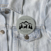 Badge Rond 7,6 Cm Rustic Grey Chasse Bachelor Week-end (En situation)