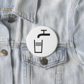 Badge Rond 7,6 Cm Symbole de l'eau du robinet (En situation)