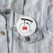 Badge Rond 7,6 Cm Tapisserie-Making 38 (En situation)