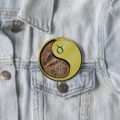 Badge Rond 7,6 Cm Taureau & Lapin de Métal (En situation)