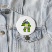 Badge Rond 7,6 Cm Tortue guerrière avec épée (En situation)