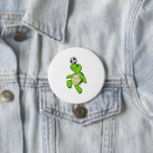 Badge Rond 7,6 Cm Turtle Soccer joueur (En situation)