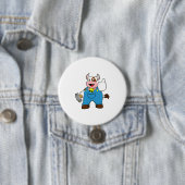 Badge Rond 7,6 Cm Vache comme artisan avec marteau (En situation)